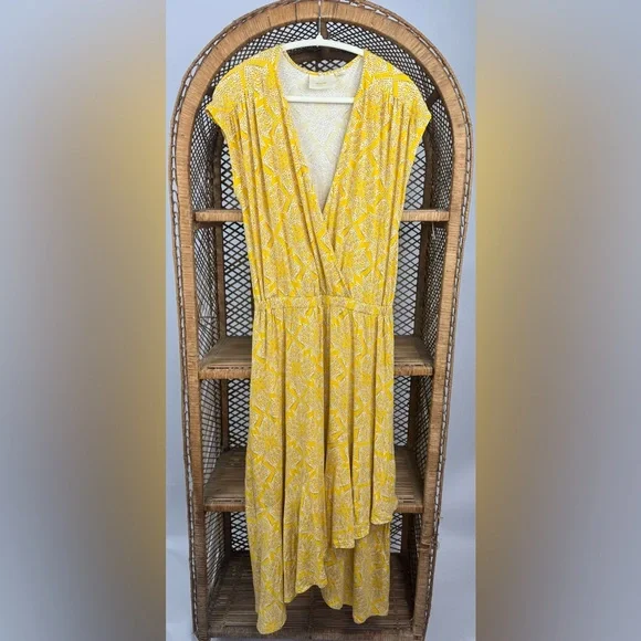 Anthropologie Maeve Fete Yellow Midi Dress Size M V-Neck Handkerchief Hem - Picture 5 of 8